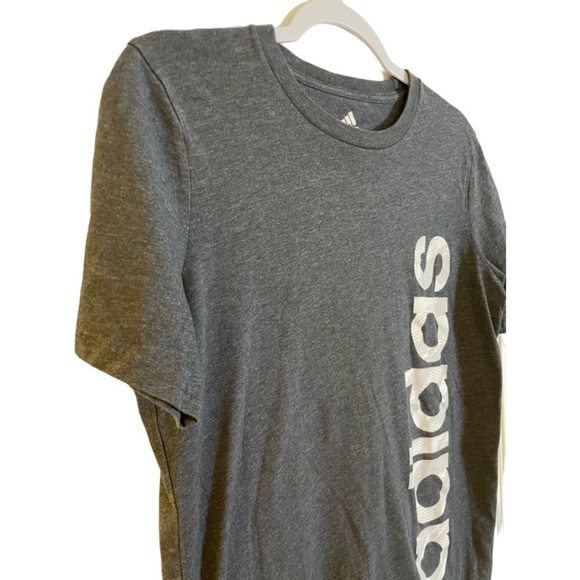 𝅺ADIDAS Branded Short Sleeve T-shirt - Large - Picture 2 of 5